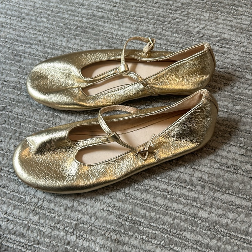 Zara gold little girl shoes